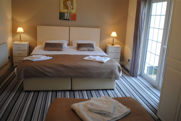 bed2 bed2